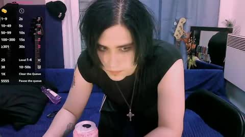 In bio online show from 05-31-26, 08:32