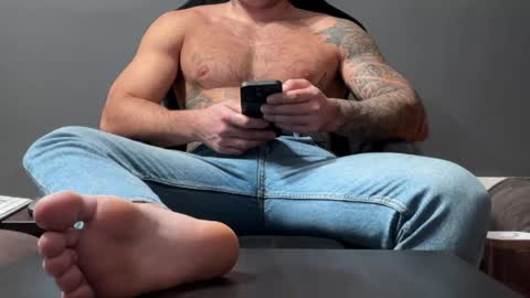 Snapshot of panther_style chatting on 05-05-26, 01:41 Oleg online show from 05-05-26, 01:41