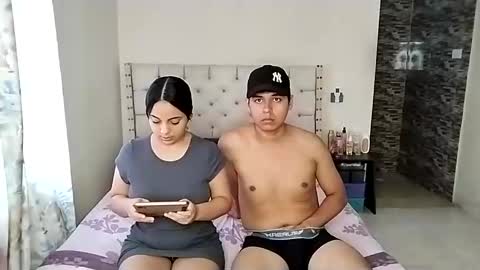 Snapshot of paola_835068 chatting on 06-03-26, 09:20 Paola 23 and Andres 25 online show from 06-03-26, 09:20