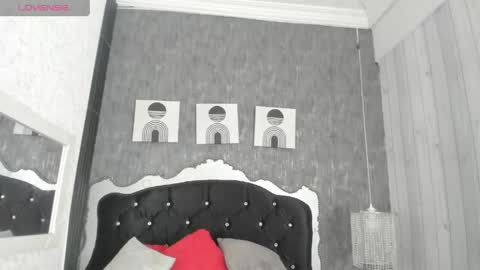      online show from 05-15-26, 12:23