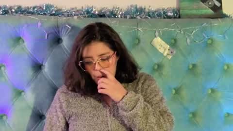 Paola Lyon online show from 01-10-26, 07:10