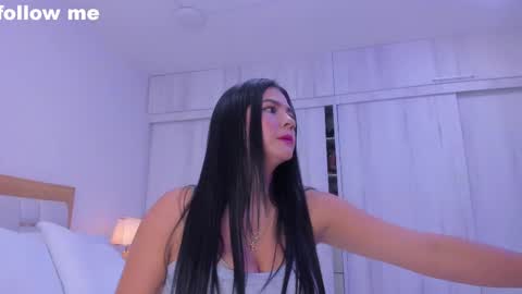 Paola  online show from 02-16-25, 06:54