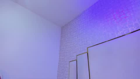 Paola  online show from 02-15-26, 08:46