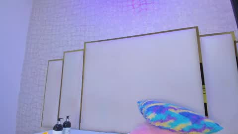 Paola  online show from 04-08-26, 09:42