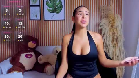 paola online show from 10-29-25, 03:09