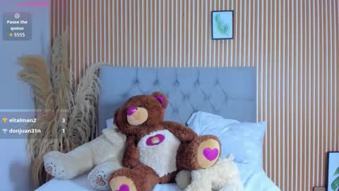 paola online show from 03-13-26, 02:40