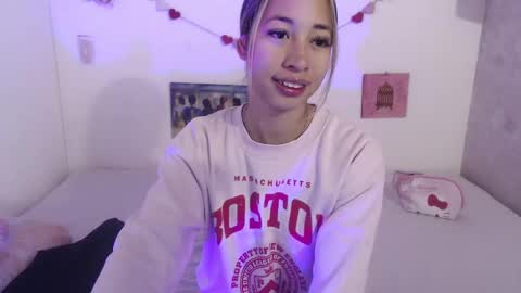 Paola online show from 02-21-25, 11:55