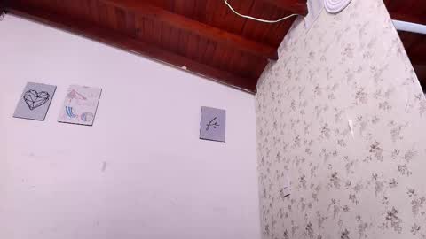 Paola online show from 02-27-25, 09:22