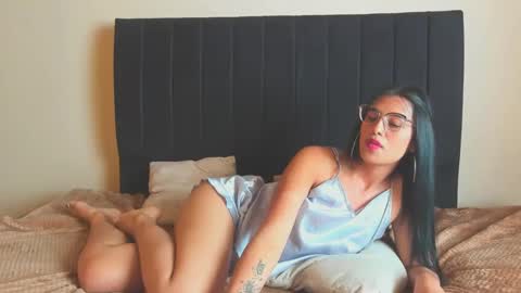 Snapshot of paolaturner chatting on 01-30-25, 02:25 Paola Turner online show from 01-30-25, 02:25