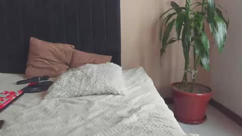 Snapshot of paolaturner chatting on 03-06-25, 06:16 Paola Turner online show from 03-06-25, 06:16