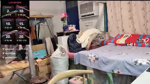 Snapshot of paopaotang61 chatting on 12-14-25, 01:38 paopaotang61 online show from 12-14-25, 01:38