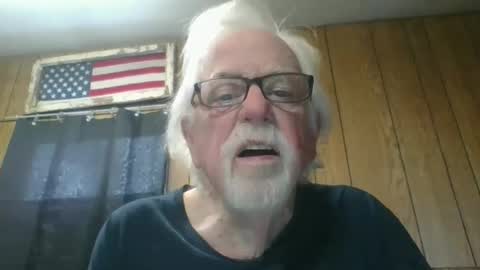 Snapshot of papajb70 chatting on 02-02-26, 07:23 papajb70 online show from 02-02-26, 07:23