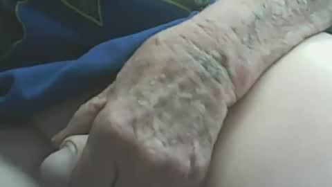 Snapshot of papajb70 chatting on 02-14-26, 01:13 papajb70 online show from 02-14-26, 01:13