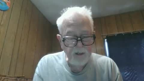 Snapshot of papajb70 chatting on 02-24-26, 04:05 papajb70 online show from 02-24-26, 04:05