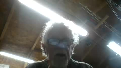 Snapshot of papajb70 chatting on 08-03-26, 03:27 papajb70 online show from 08-03-26, 03:27