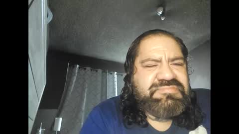 Snapshot of papi_2375 chatting on 11-18-25, 03:01 papi_2375 online show from 11-18-25, 03:01