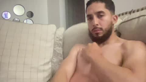 papicubano_guapo23cm online show from 05-20-26, 07:58