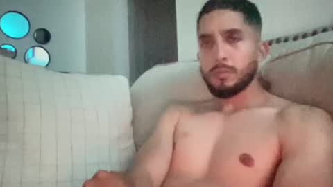 papicubano_guapo23cm online show from 07-19-26, 04:49