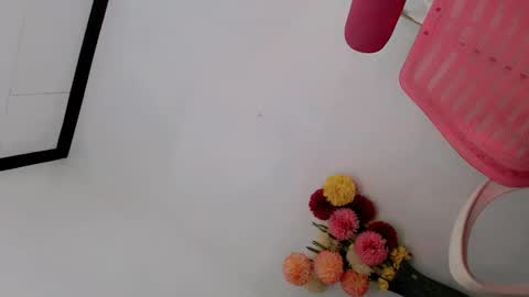 Fina Dwarf online show from 02-25-25, 10:58