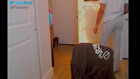  -- New Videos Down Below online show from 12-23-25, 03:37