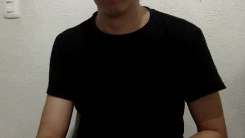 papy_dani33 online show from 04-03-26, 08:56