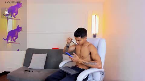 Ryan And Casper online show from 02-03-26, 05:29