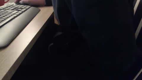 Sascha online show from 10-14-25, 06:03