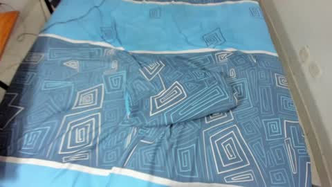 Snapshot of parejacachonda chatting on 01-21-25, 05:41 sara and andreu online show from 01-21-25, 05:41