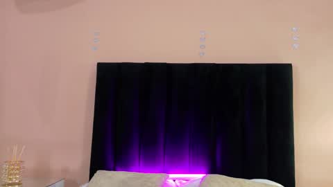 Paris online show from 03-04-26, 01:28