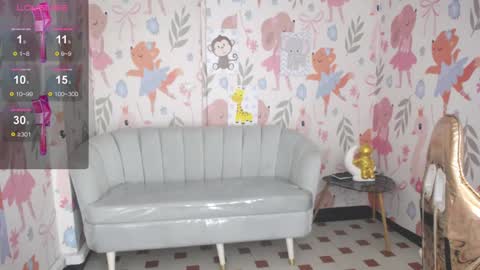 PARIS  online show from 01-11-25, 10:40