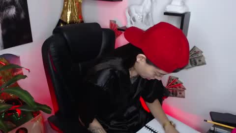 Paris D angelo online show from 01-23-25, 02:02