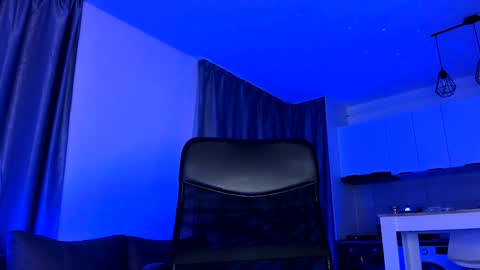 Paris online show from 12-02-24, 01:47