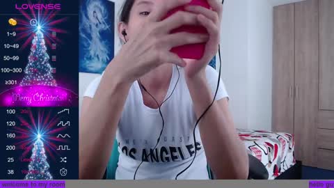 Snapshot of paris_of_angel chatting on 12-04-24, 07:56 Paris Of Angel online show from 12-04-24, 07:56