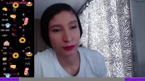 Snapshot of paris_of_angel chatting on 02-02-25, 09:34 Paris Of Angel online show from 02-02-25, 09:34
