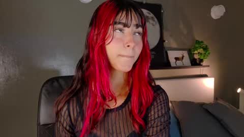 PARIS online show from 10-21-25, 07:36