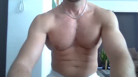 Porn Actor 21cm Hetero online show from 12-12-24, 11:18