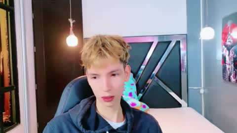 park_jimin1 online show from 12-22-25, 12:35