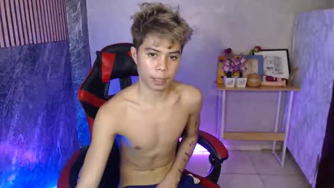 Snapshot of parkseo_yeon chatting on 10-31-25, 09:10 HENRY online show from 10-31-25, 09:10