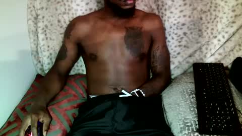 Snapshot of parlay0028 chatting on 12-20-24, 06:45 Parlay tellio online show from 12-20-24, 06:45