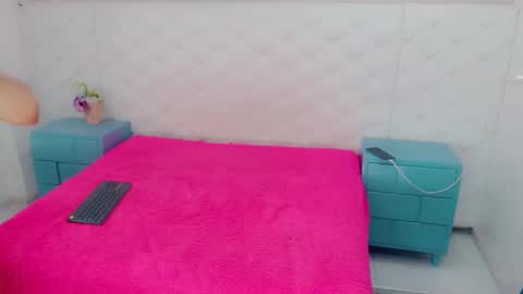 party_fre_girl online show from 11-11-25, 04:01