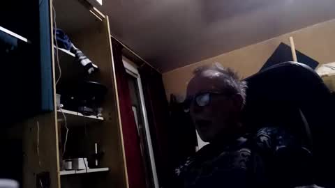 pascal88881 online show from 12-02-24, 06:52