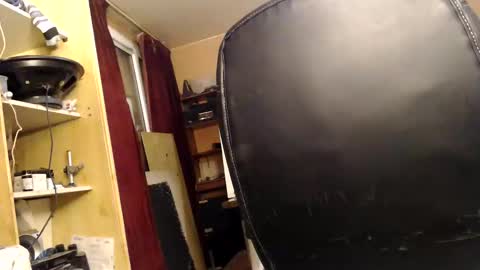 pascal88881 online show from 12-03-24, 01:10