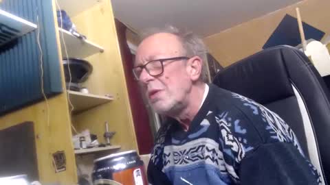 pascal88881 online show from 12-08-24, 12:07