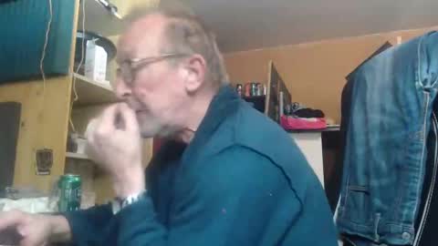 pascal88881 online show from 12-10-24, 08:51