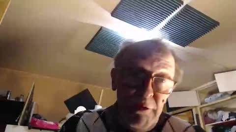 pascal88881 online show from 12-20-24, 07:50