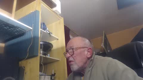 pascal88881 online show from 12-27-24, 09:50