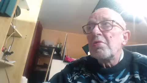 pascal88881 online show from 12-29-24, 04:08