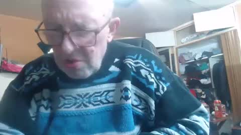 pascal88881 online show from 12-30-24, 06:05