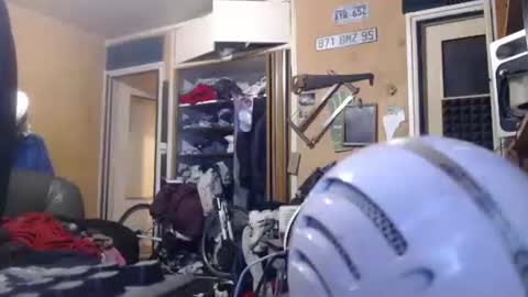 pascal88881 online show from 10-18-25, 08:42