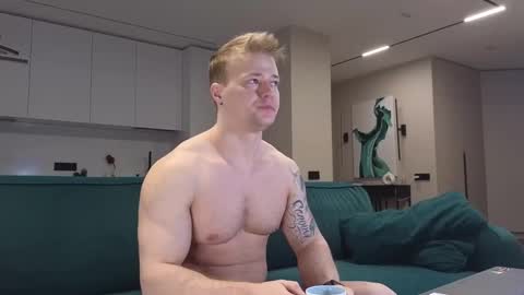 Snapshot of pashka_x chatting on 02-17-25, 04:53 Pashka online show from 02-17-25, 04:53